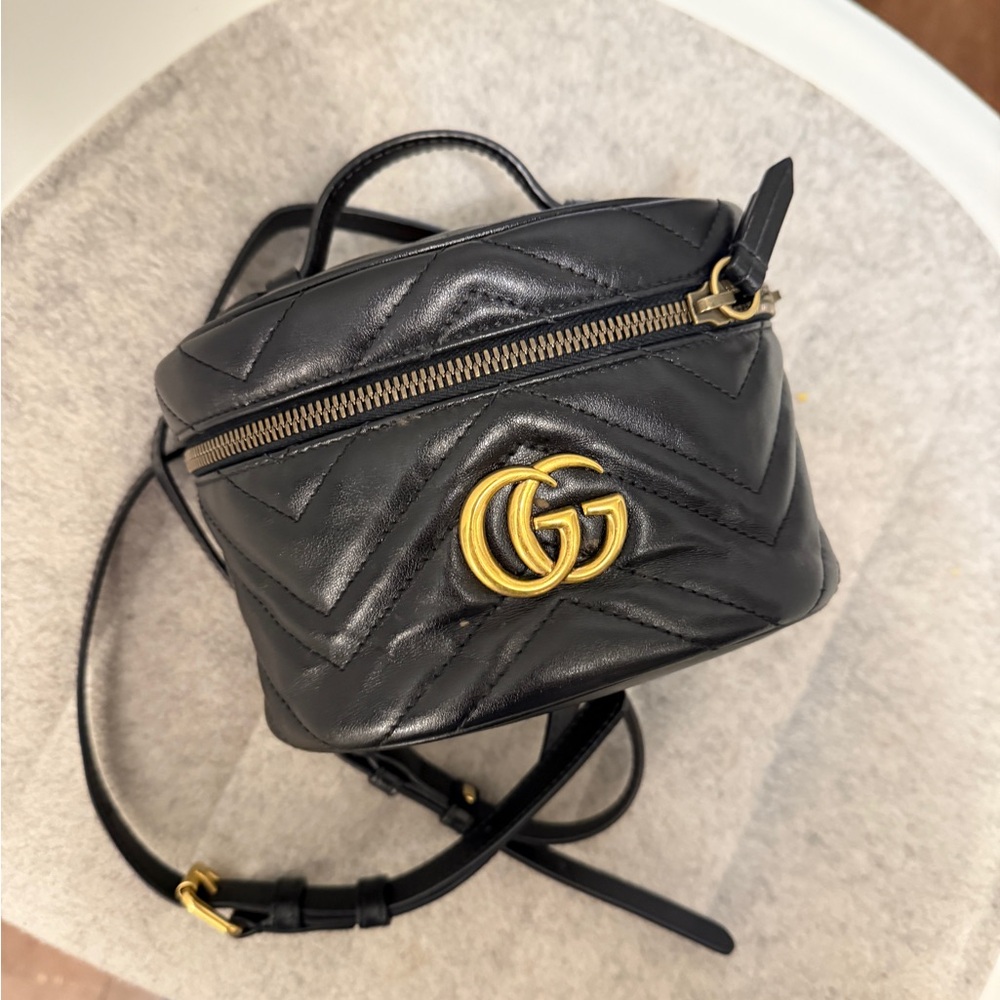 Gucci Black Crossbody Bag with Iconic Chevron Quilting